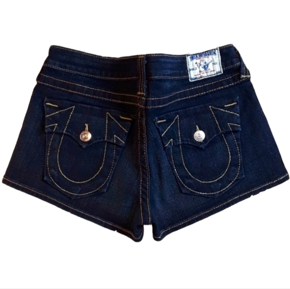 True Religion Blue Jean Shorts. Women's Size: Waist 31x02 Inseam. NWOT.